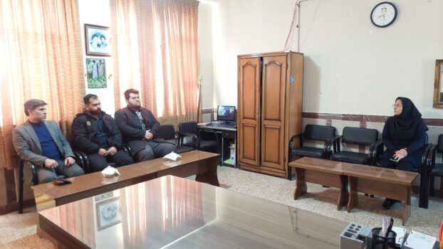 هنرستان سپیده کاشانی آونلیق
