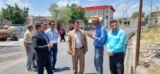 بازدید بخشدار کندوان از اجرای اسفالت اونلیق